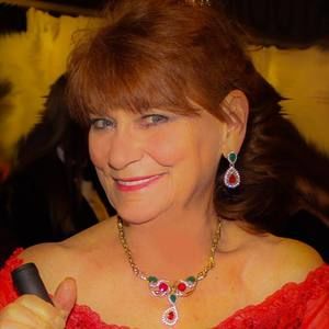 Meet your Posher, Eileen